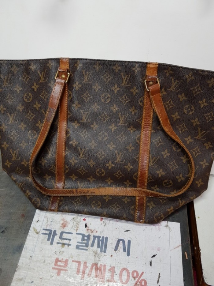 1948697120_irNGYMAU_d7a523e286458d395cc19911573aeca73db9ba6d.jpg 이미지크게보기