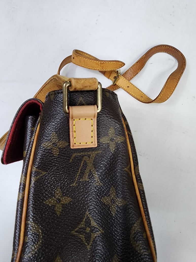 /user/r/rodeorepair/editor/2409/e4460226387170e1dcfba69f20637226_1725416993_7659.jpg 이미지크게보기